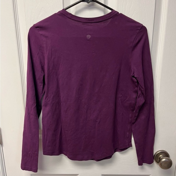 Lululemon Love Long Sleeve - Sz 2 - Picture 4 of 4
